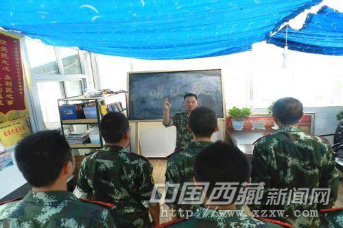 圖為支隊(duì)各級(jí)積極開展唱紅歌活動(dòng)（一）