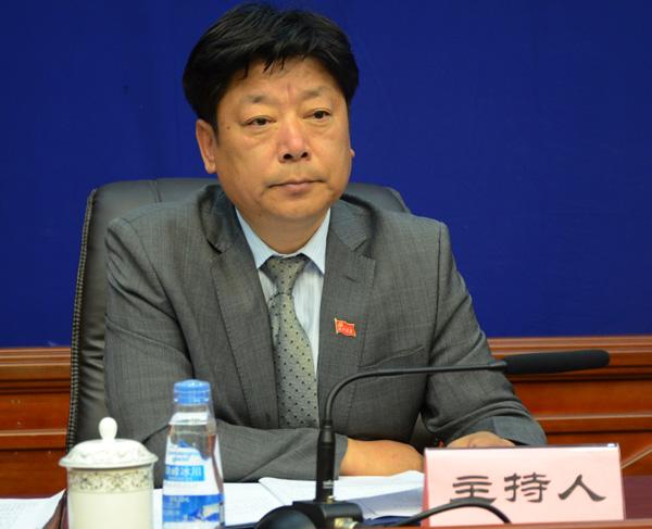 主持人：西藏自治區(qū)黨委宣傳部副部長、自治區(qū)黨委外宣辦（區(qū)政府新聞辦）主任 晉美旺措.jpg