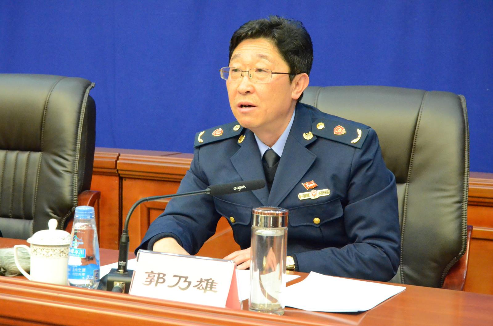 西藏自治區(qū)工商局黨委委員、副局長(zhǎng)，新聞發(fā)言人 郭乃雄.JPG