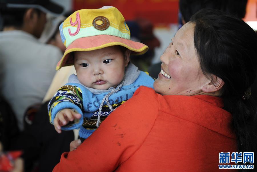 （健康）（3）免費救治貧困先心病患兒 “天使之旅”走進西藏