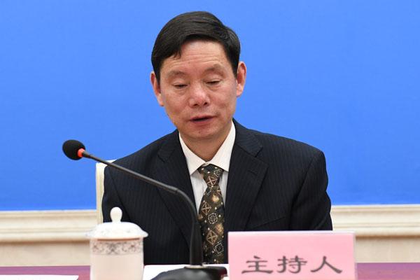 主持人：西藏自治區(qū)黨委宣傳部一級巡視員 丁勇.jpg