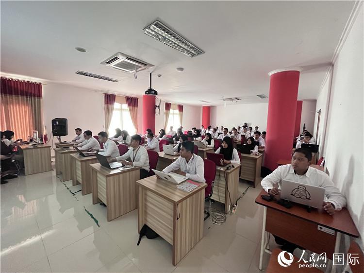 學(xué)習(xí)現(xiàn)場。人民網(wǎng)記者 張杰攝